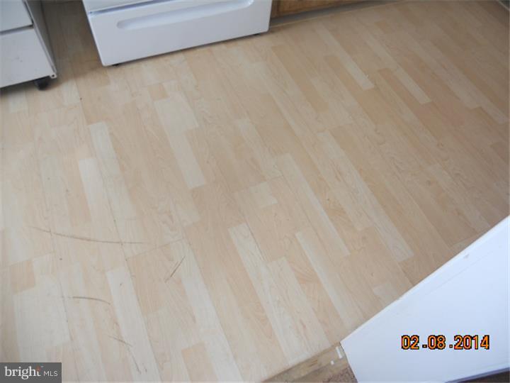 3212 Fordham Road Philadelphia, PA 19114 - Photo 11 of 24 Kitchen