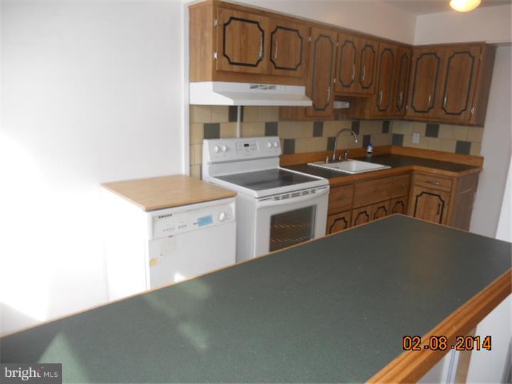 3212 Fordham Road Philadelphia, PA 19114 - Photo 9 of 24 Kitchen