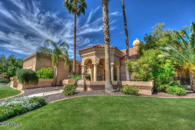 $5,000 | 1502 West Port Au Prince Lane, Phoenix, AZ 85023