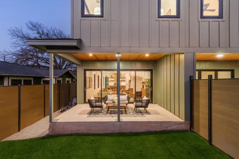 $925,000 | 1610 Harvey Street, Unit 1, Austin, TX 78702