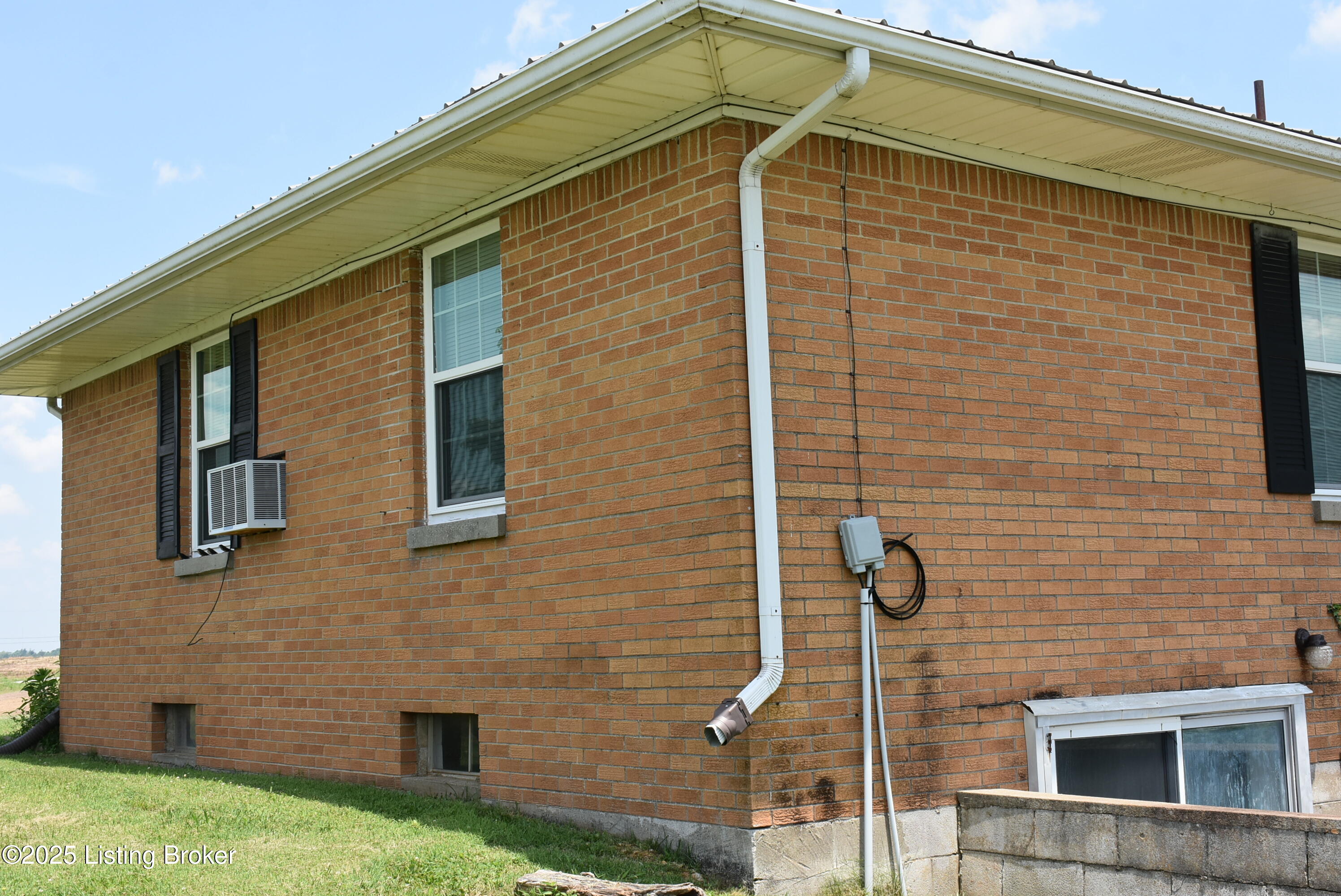 2805 Columbia Road Edmonton, KY 42129 - Photo 32 of 57 DSC_9329