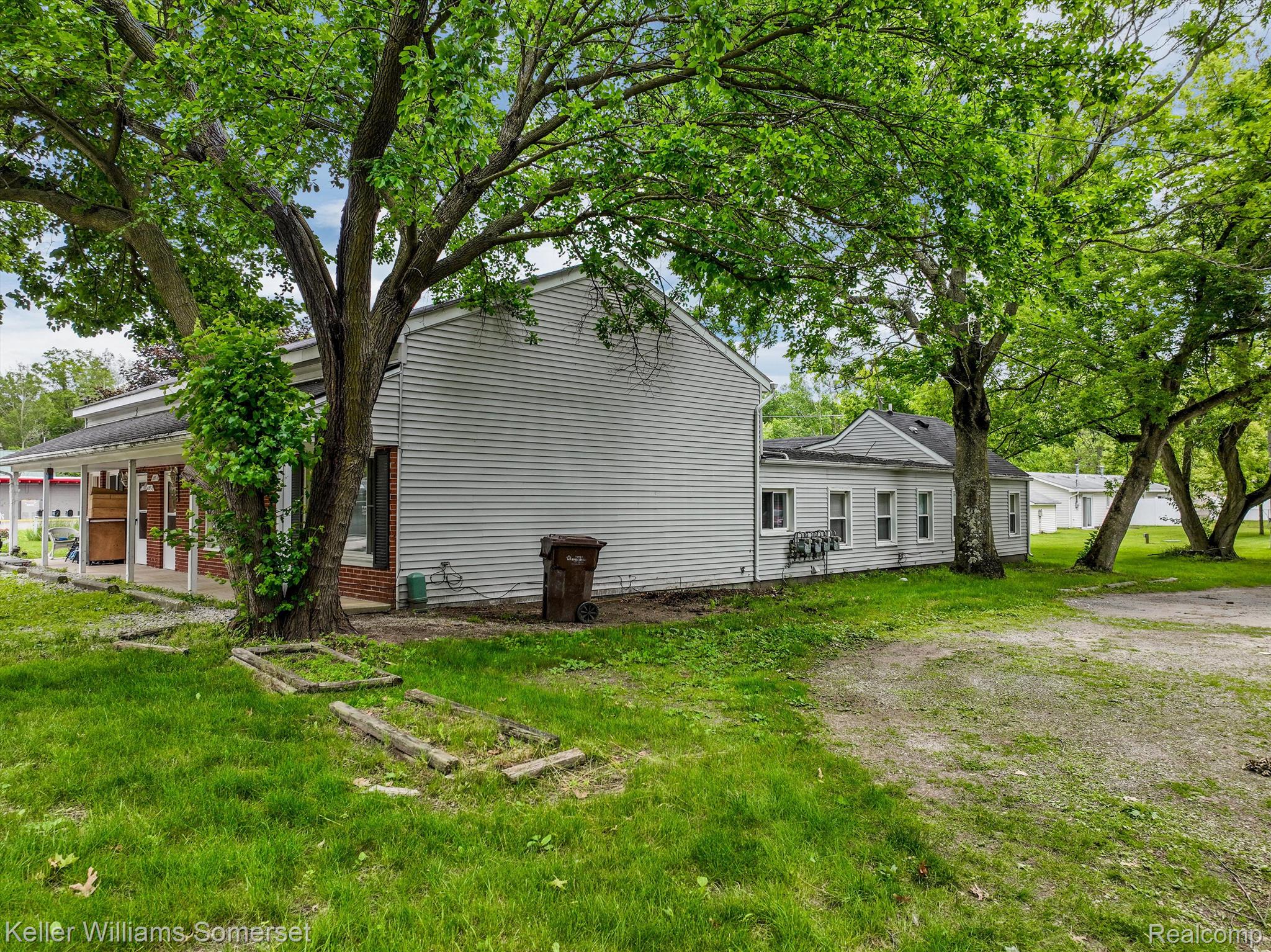 46465 Willis Road Belleville, MI 48111 - Photo 40 of 74 Gallery Image 40