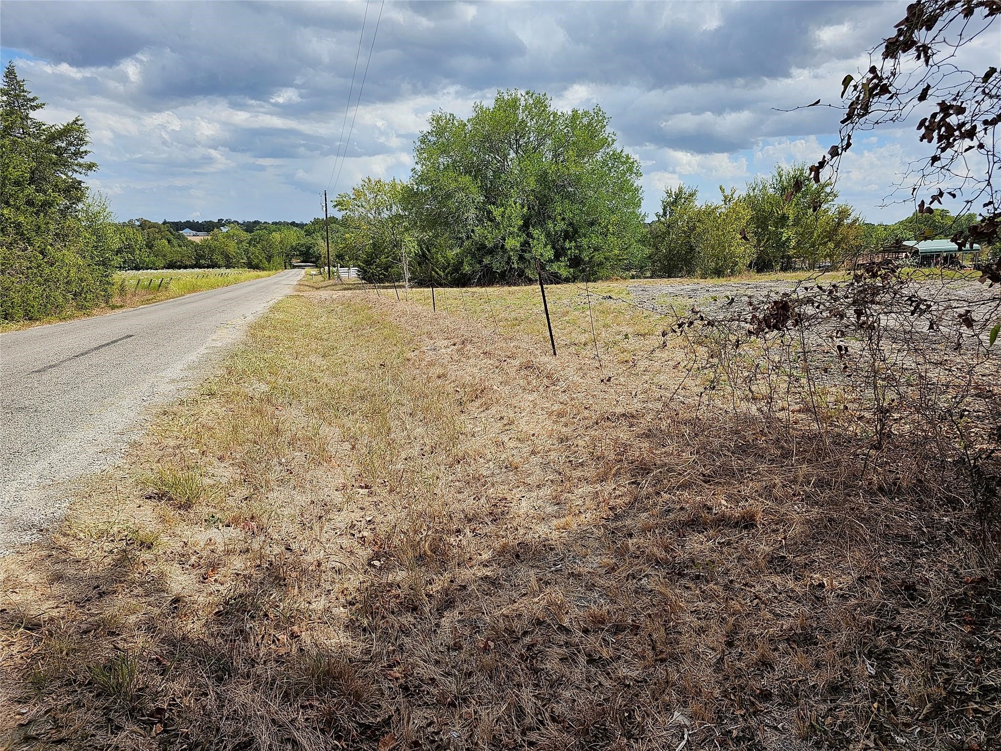 6500 Sacred Heart Road Burton, TX 77835 - Photo 5 of 8