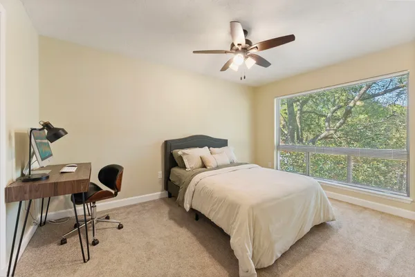 $515,000 | 9 Lilium Court, The Woodlands, TX 77380