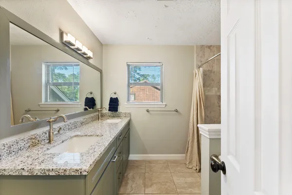 $515,000 | 9 Lilium Court, The Woodlands, TX 77380