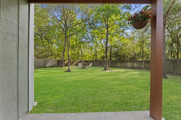 $515,000 | 9 Lilium Court, The Woodlands, TX 77380