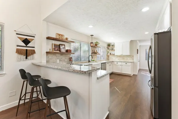 $515,000 | 9 Lilium Court, The Woodlands, TX 77380