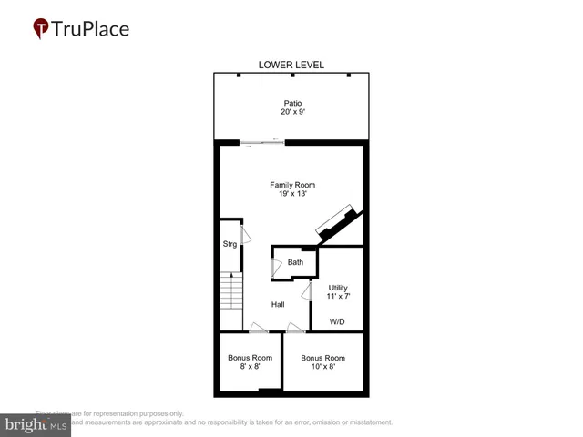 a view of a tennis court