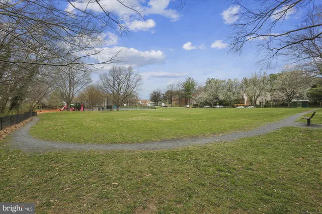 $515,000 | 12 Sebastiani Boulevard, Gaithersburg, MD 20878