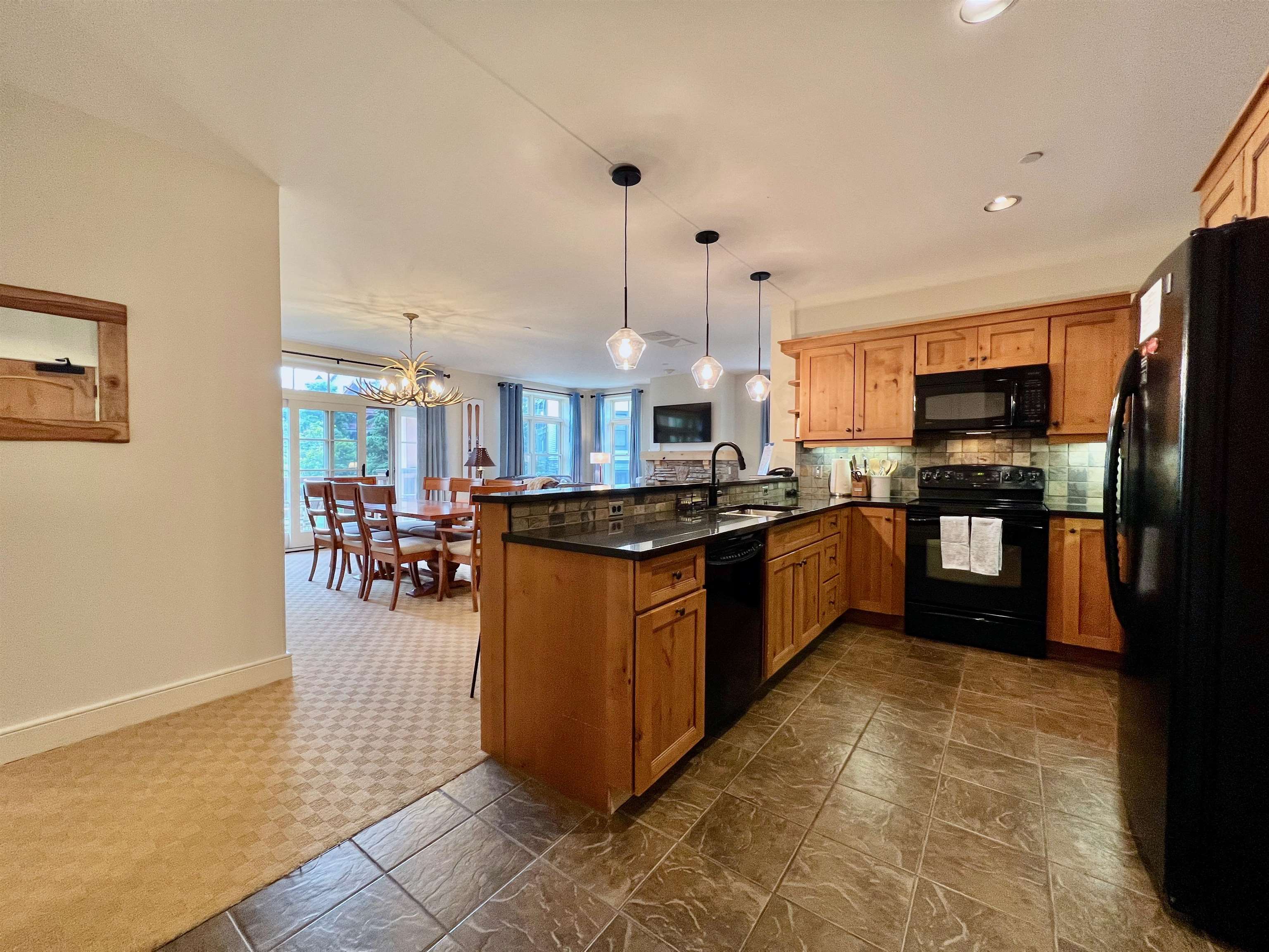 78 Middle Ridge Road, Unit 201 Stratton, VT 05155 - Photo 3 of 36 Gallery Image 3