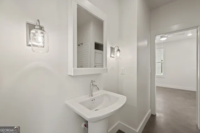 $1,350 | 707 Jefferson Street, LaGrange, GA 30240