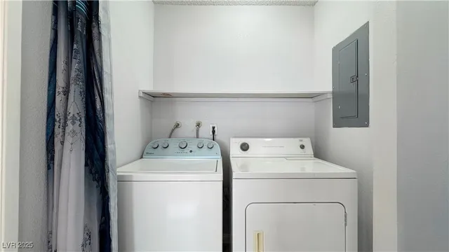 $1,600 | 6151 Meadow Vista Lane, Las Vegas, NV 89103