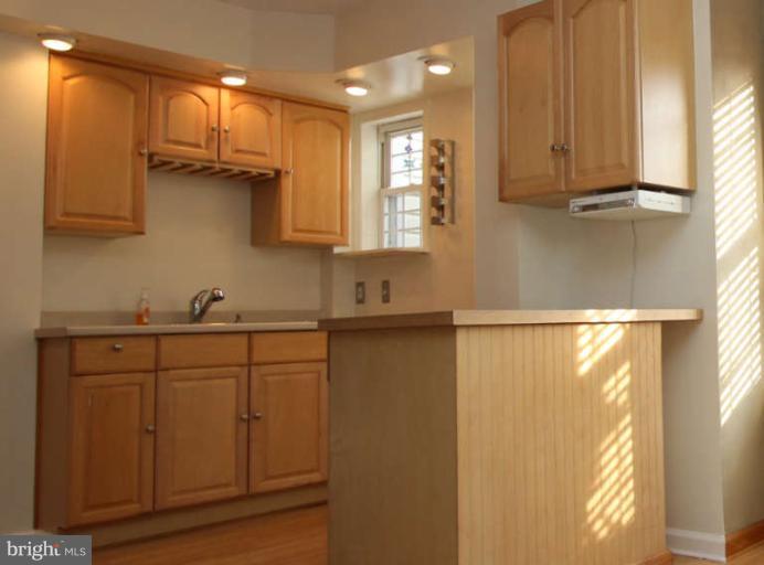 17 Bayship Road Baltimore, MD 21222 - Photo 7 of 30 Kitchen