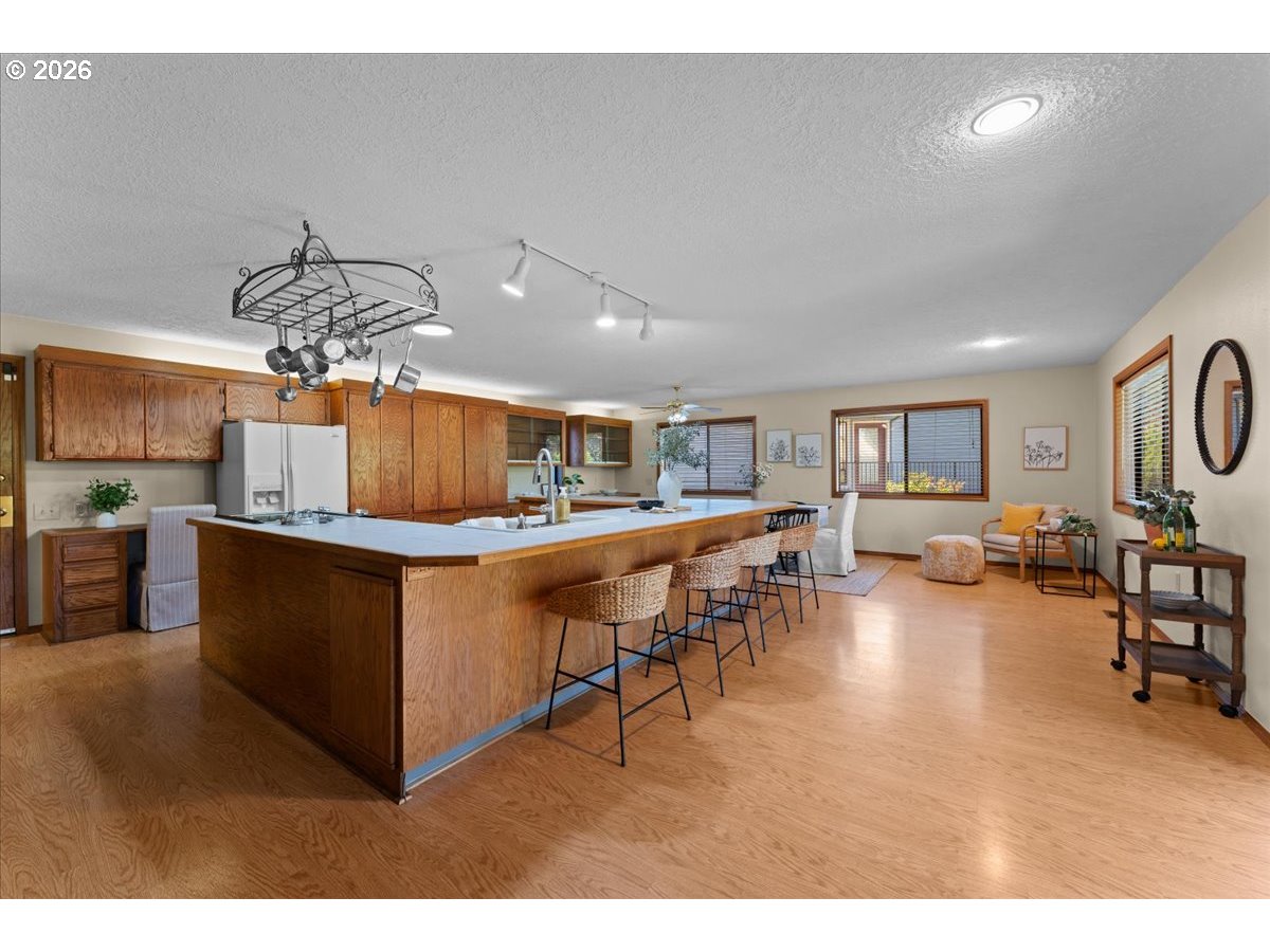 1963 Southwest Myers Place Gresham, OR 97080 - Photo 7 of 46