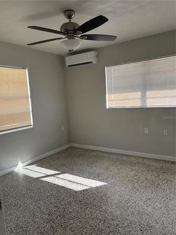 a view of empty room with window