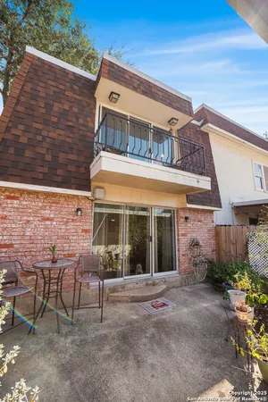 $1,900 | 619 Strings Drive, Unit 619, San Antonio, TX 78216