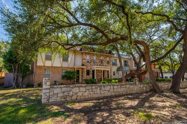 $1,900 | 619 Strings Drive, Unit 619, San Antonio, TX 78216