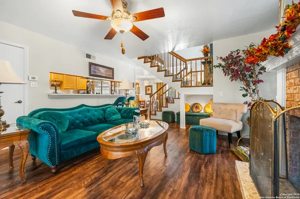 $1,900 | 619 Strings Drive, Unit 619, San Antonio, TX 78216
