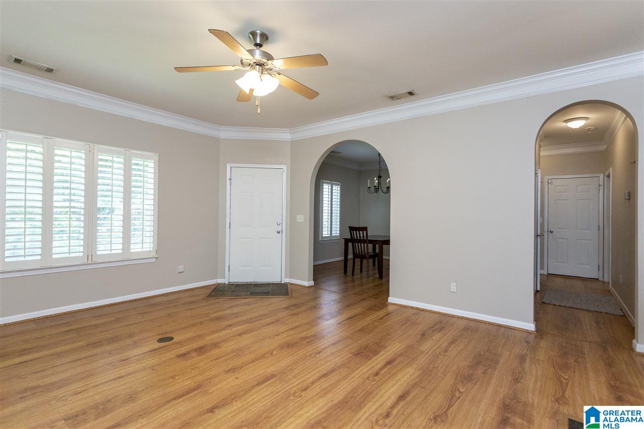 142 Highview Cove Pelham, AL 35124 - Photo 4 of 27
