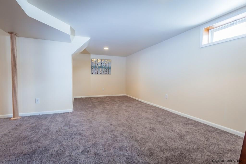 7 Crestone Road Colonie, NY 12205 - Photo 19 of 20 Photo 19