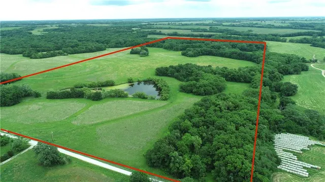 $428,000 | Lone Rock Track, McFall, MO 64657