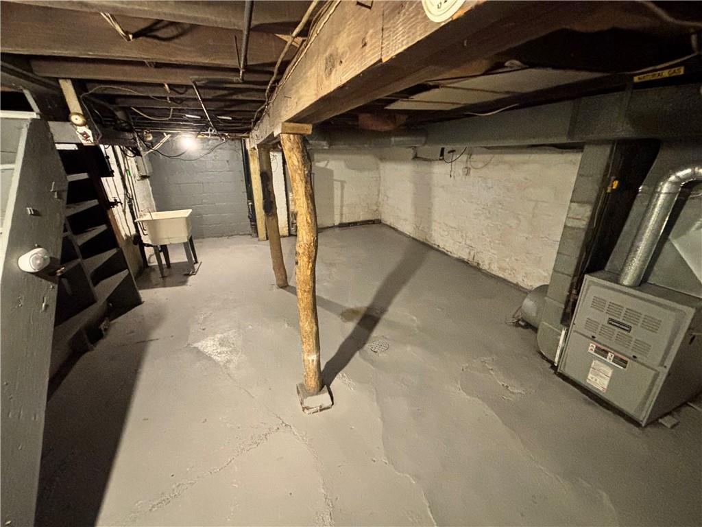 327 Mathews Avenue Pittsburgh, PA 15210 - Photo 16 of 17