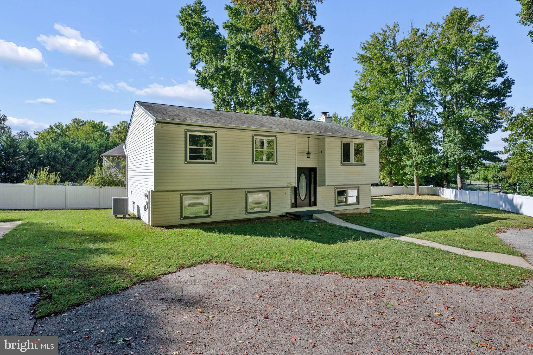 1365 Moyer Road Annapolis, MD 21403 - Photo 5 of 69 Gallery Image 5