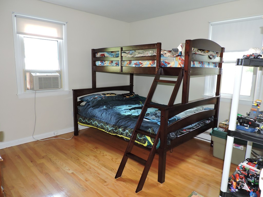 25 Sierra Vista Road Springfield, MA 01128 - Photo 11 of 12