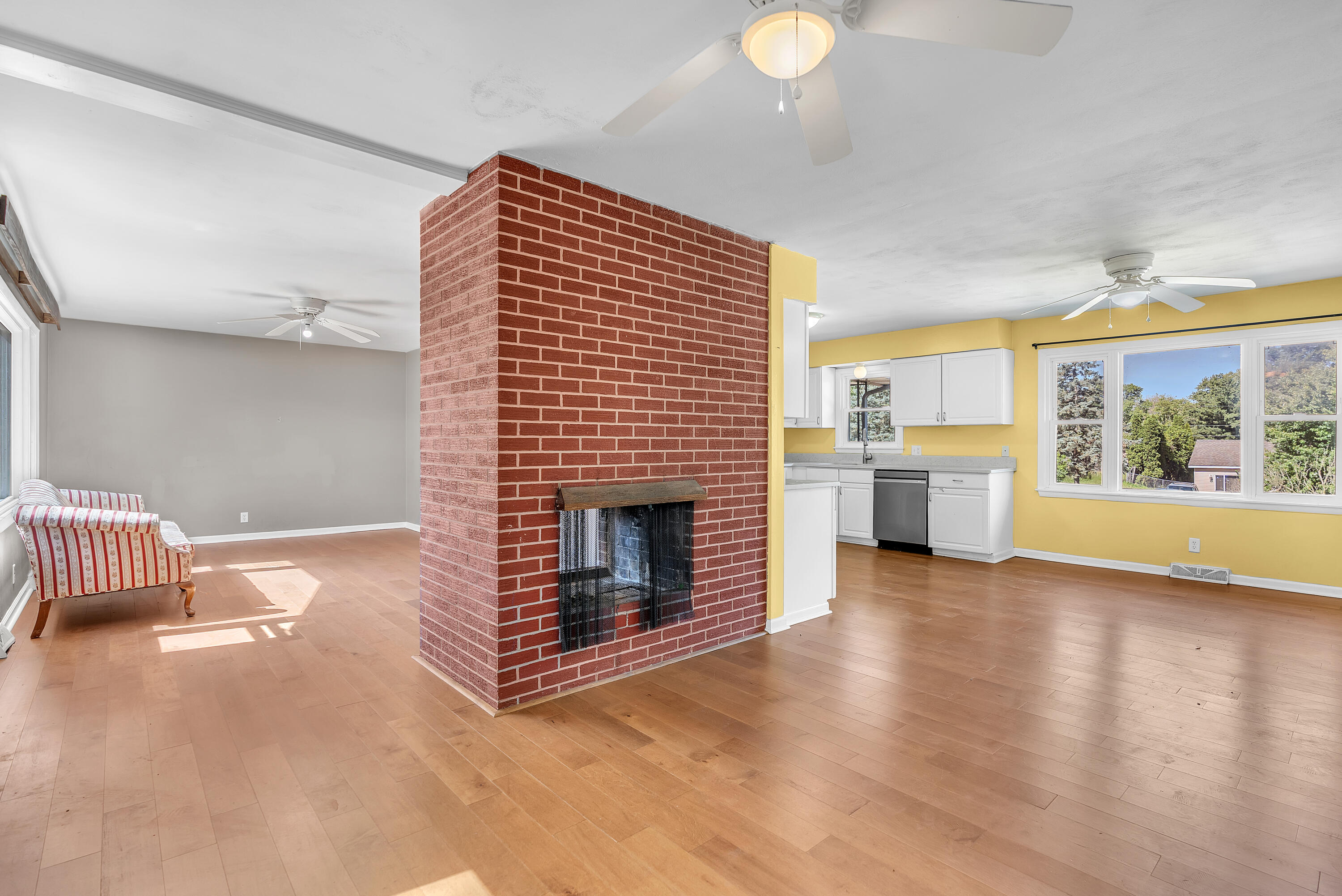 325 Cedar Street Northwest Demotte, IN 46310 - Photo 10 of 30 3000x2002