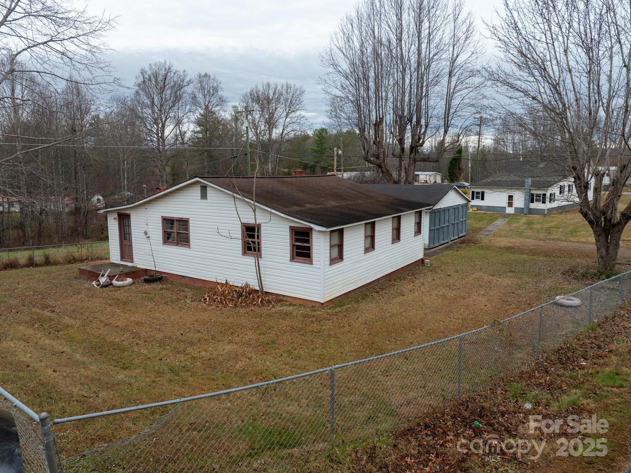 3235 Bee Mountain Road Lenoir, NC 28645 - Photo 24 of 33