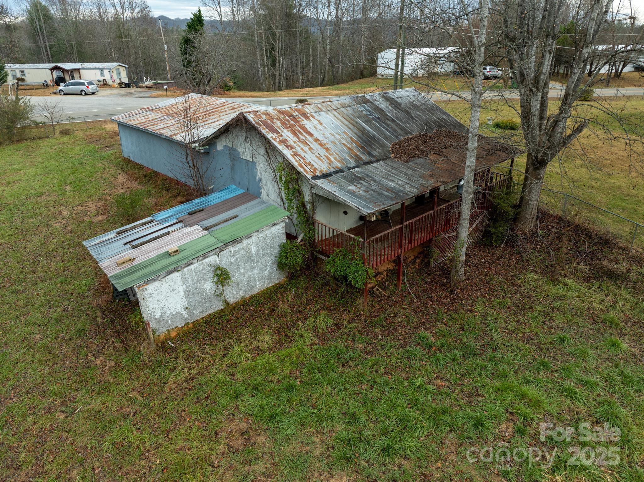 3235 Bee Mountain Road Lenoir, NC 28645 - Photo 26 of 33