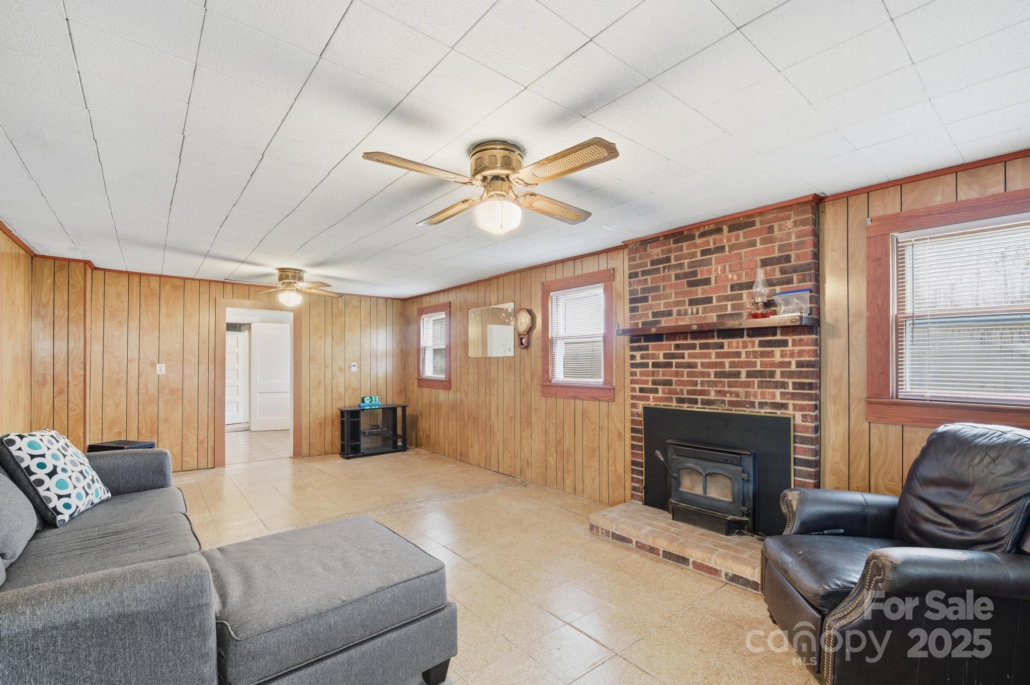 3235 Bee Mountain Road Lenoir, NC 28645 - Photo 8 of 33