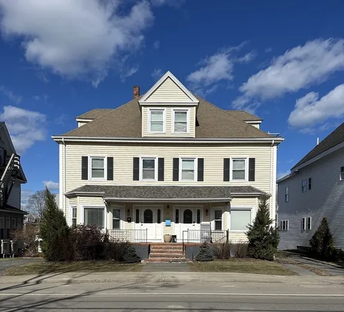 $2,800 | 131 Court Plymouth Ma, Unit 2R, Plymouth, MA 02360