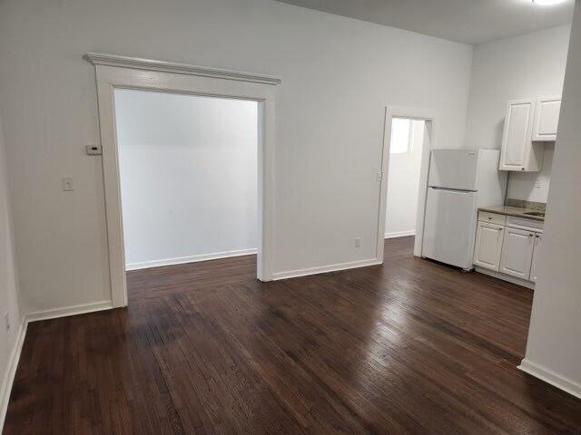 584 Main Street, Unit 5 Stroudsburg, PA 18360 - Photo 7 of 10 Living Room - Hallway