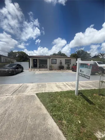 $559,998 | 571 East 60th Street, Hialeah, FL 33013