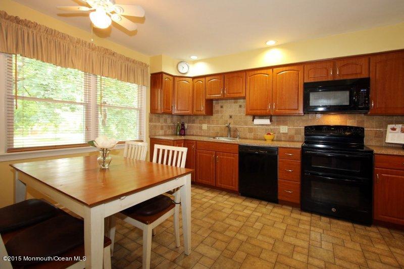 109 Jumping Brook Road Middletown, NJ 07738 - Photo 5 of 26 UPDATED KITCHEN