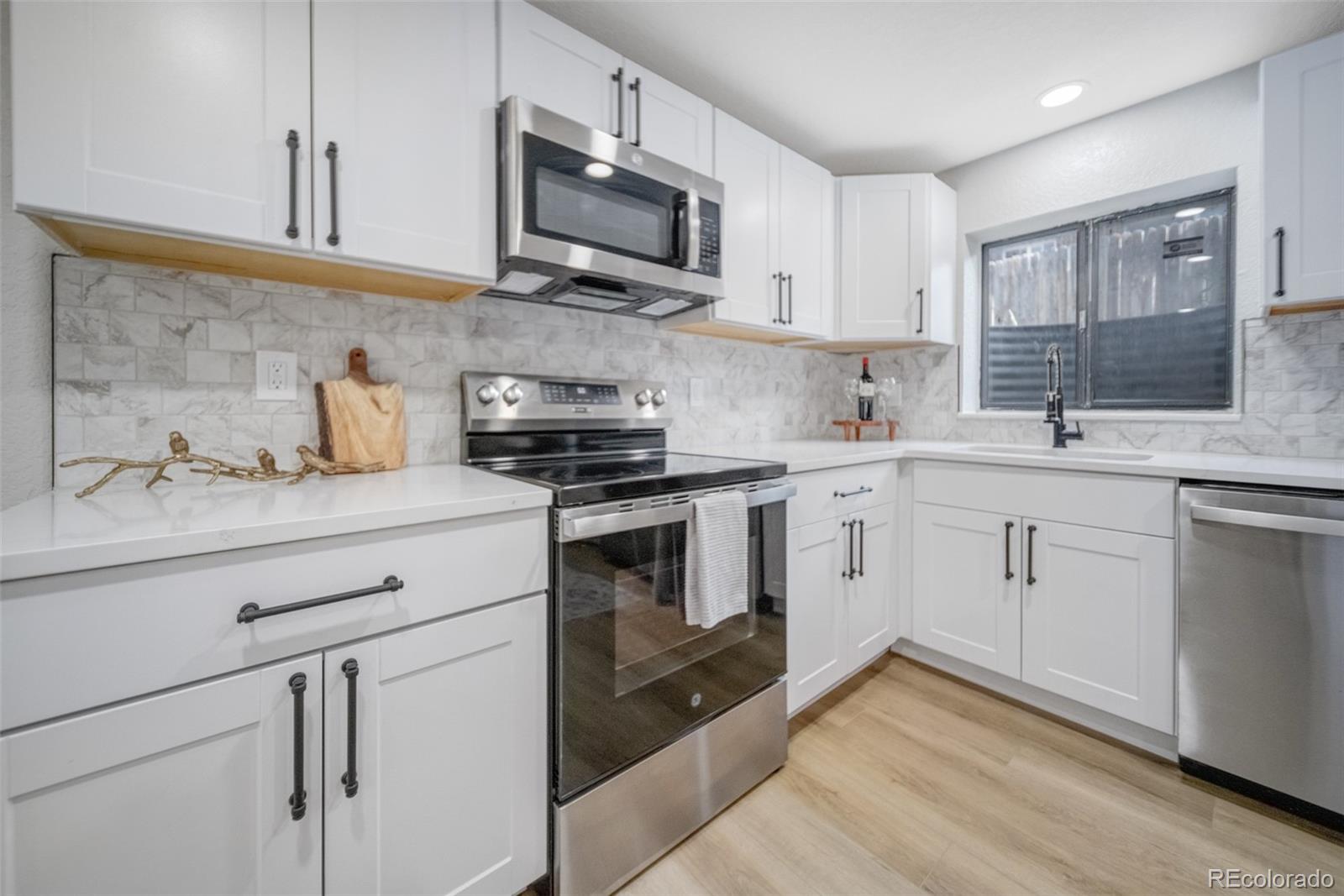 8367 South Reed Street, Unit A2 Littleton, CO 80128 - Photo 3 of 20 Gallery Image 3