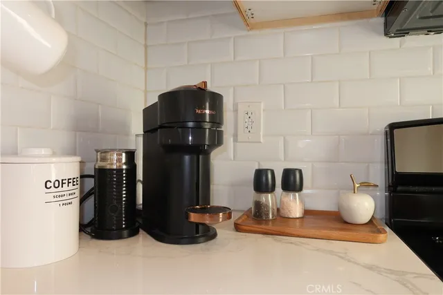 $2,300 | 6602 De Celis Place, Van Nuys, CA 91406