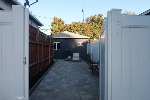 $2,300 | 6602 De Celis Place, Van Nuys, CA 91406