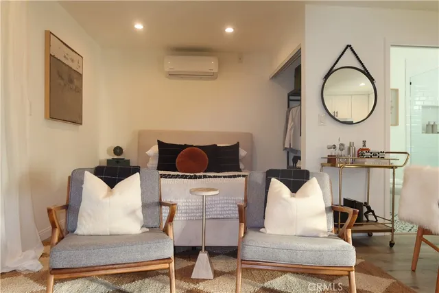 $2,300 | 6602 De Celis Place, Van Nuys, CA 91406