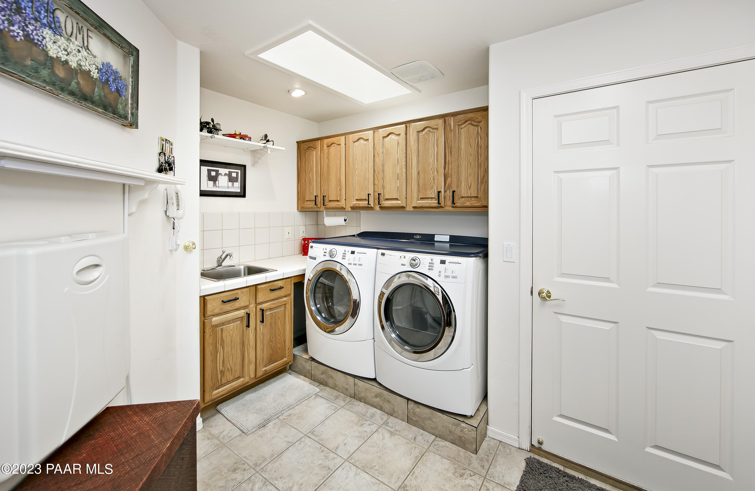 1195 West Timber Ridge Road Prescott, AZ 86303 - Photo 19 of 28 Laundry Rooom