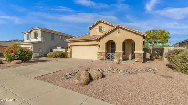 $1,995 | 3698 East Janelle Court, Gilbert, AZ 85298