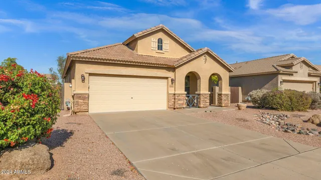$1,995 | 3698 East Janelle Court, Gilbert, AZ 85298