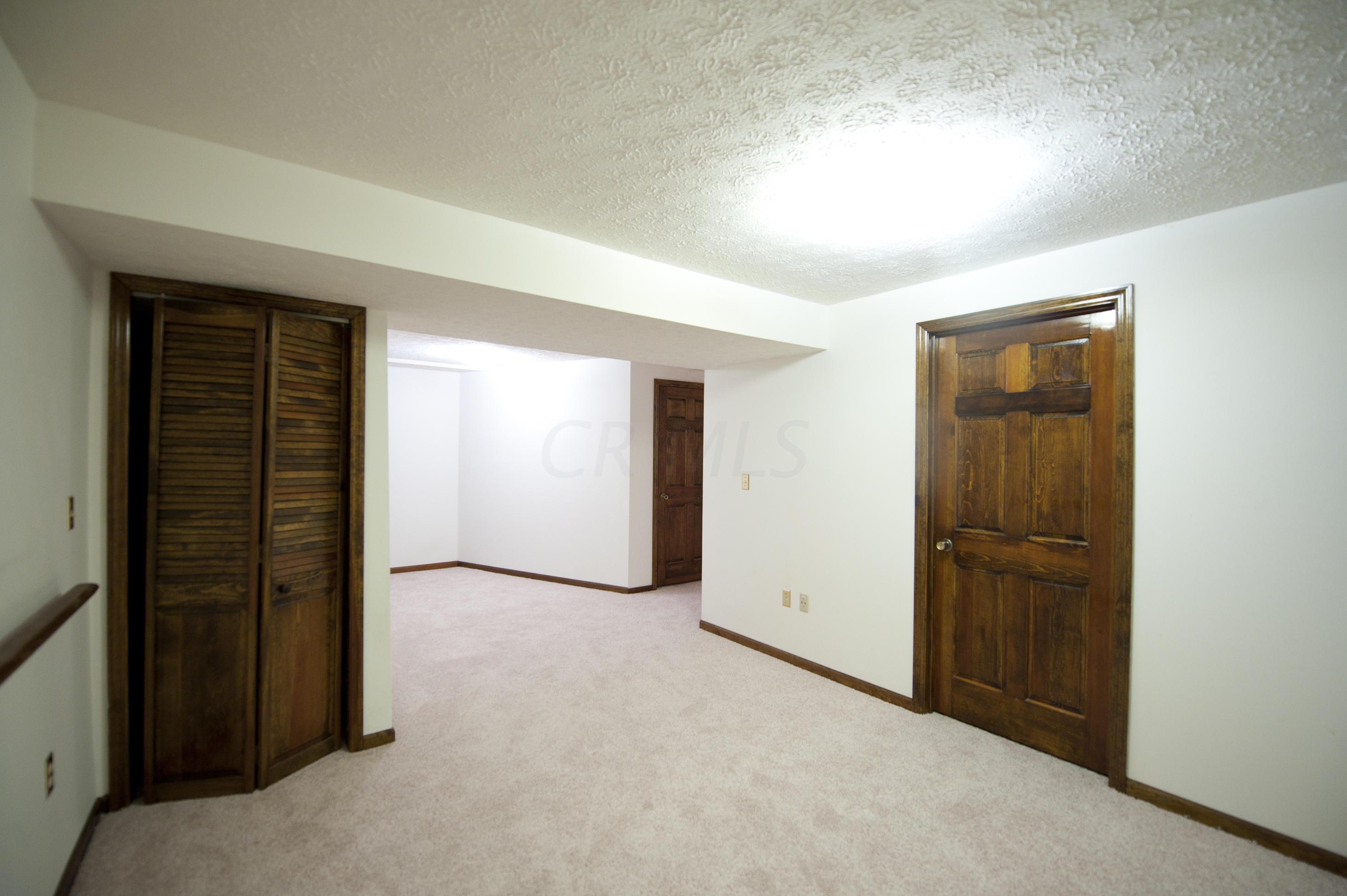 2804 Cooper Ridge Road Columbus, OH 43231 - Photo 19 of 25