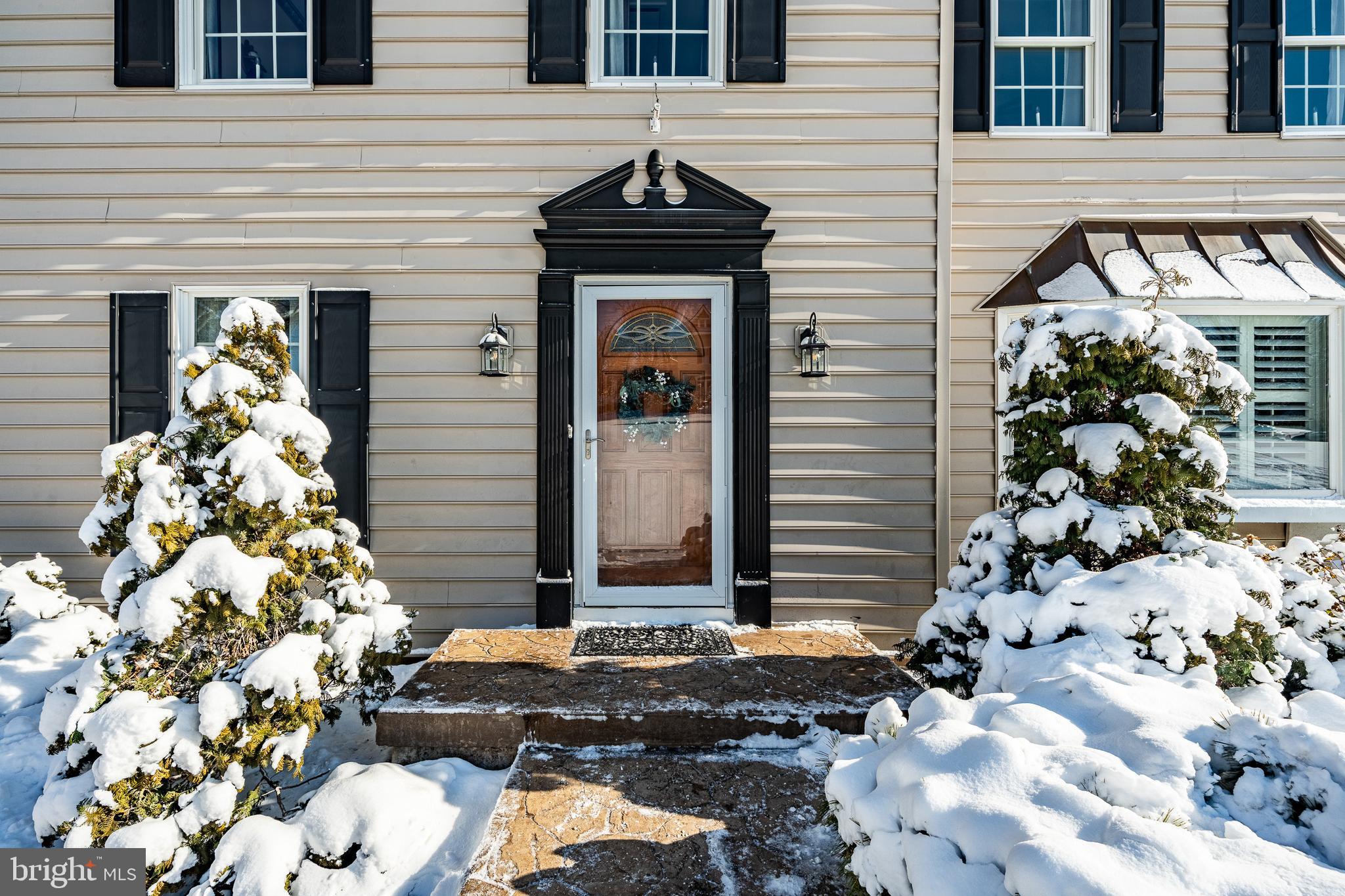 23 Newtown Woods Road Newtown Square, PA 19073 - Photo 4 of 41 Welcoming Front Entrance