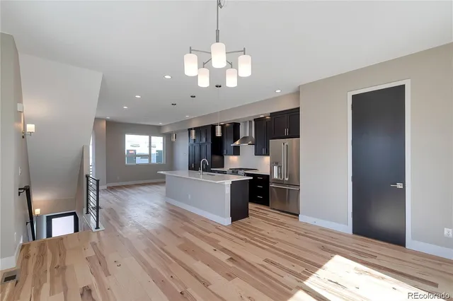 $3,350 | 1615 Harlan Street, Unit 6A, Lakewood, CO 80214