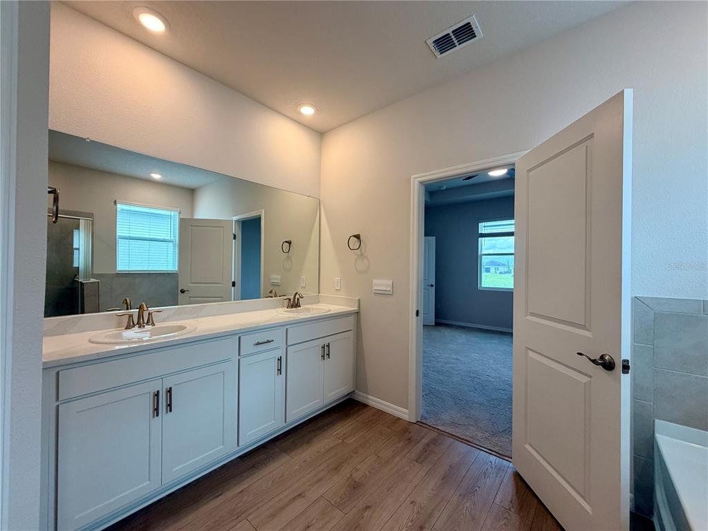 18241 Beach Ranch Terrace Lakewood Ranch, FL 34211 - Photo 14 of 27