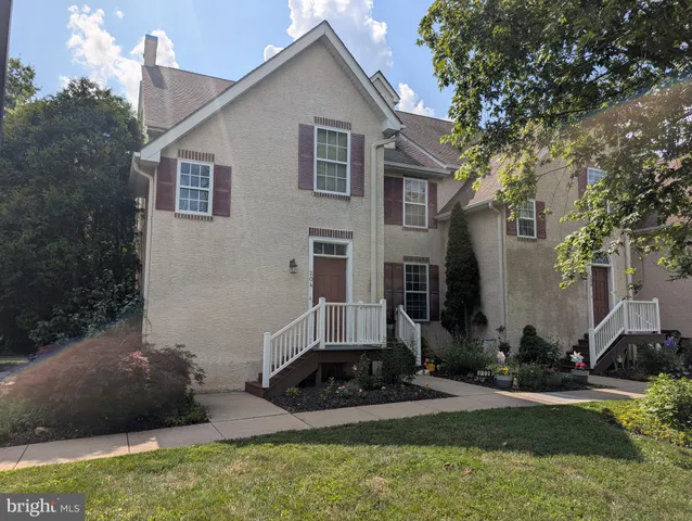 $2,850 | 204 River Birch Circle, Unit 204, Kennett Square, PA 19348