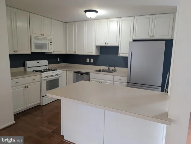 $2,850 | 204 River Birch Circle, Unit 204, Kennett Square, PA 19348