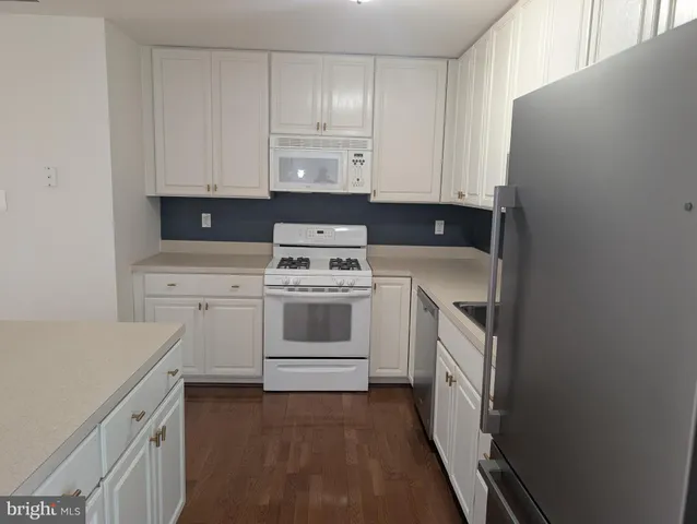 $2,850 | 204 River Birch Circle, Unit 204, Kennett Square, PA 19348